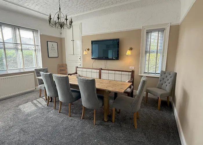 Victorian Villa Close To Liverpool City Centre